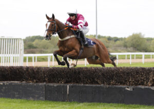 20J8748 At Mangan Bridge