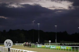 20J9066 Wolverhampton night sky