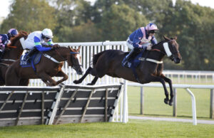 20J9265 Betty’s Tiara