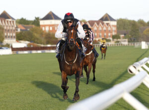 20J9728 Nautical Queen