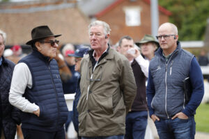 20J9828 M V Magnier [right]