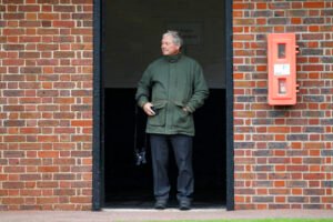 78F8100 William Haggas