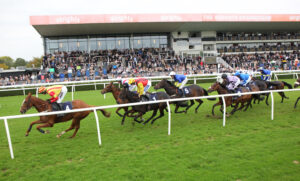 BK1A5424 Uttoxeter Stands