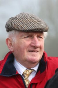 C16B4393 Martin Pipe