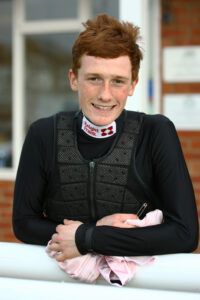 SC8C9314 Sam Twiston Davies