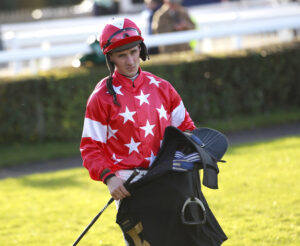 X5B7525 Ross Chapman