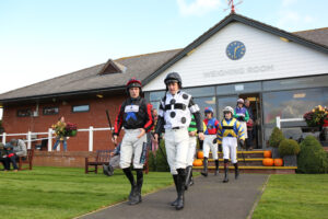 BK1A5698 Bangor on Dee weighing room