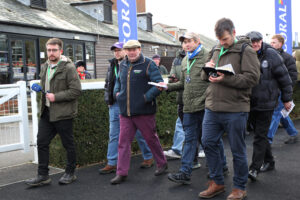 BK1A6573 Nicky Henderson and the press