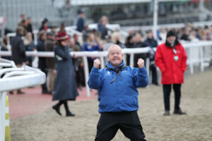 FU0E8317 Alexei stable lad