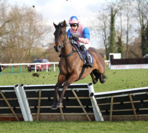 FU0E2284 Moneygarrow