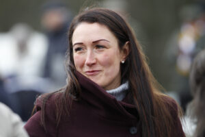 78F8998 Rebecca Menzies