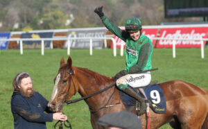 FV1E4754 Talk The Talk