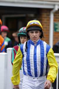 16B9085 Gavin Sheehan