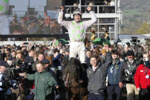 20J8415 Gaelic Warrior