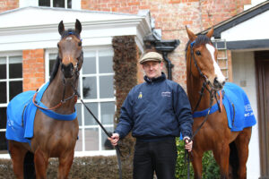 C16B6094 Donald McCain with Peddlers Cross and Overturn