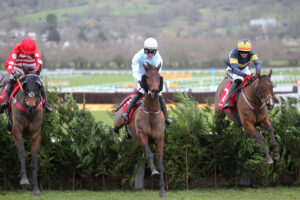 FU0E3912 J’Arrive D’Est [centre]