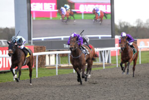 FU0E8901 Escape Plan