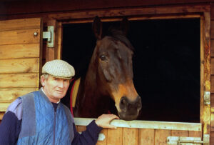 R001 001 Peter Beaumont with Jodami