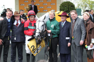 FU0E0248 Grey Dawning