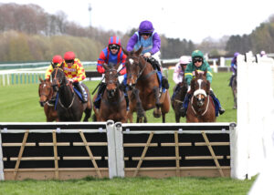 FU0E9405 Dance And Glance