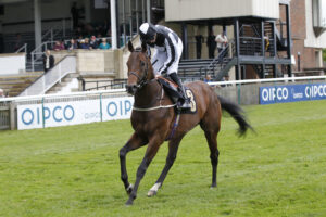 20J8673 Benacre