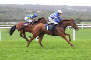 FU0E6323 Captain Teague